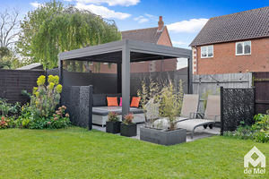 Photo 17- click for photo gallery